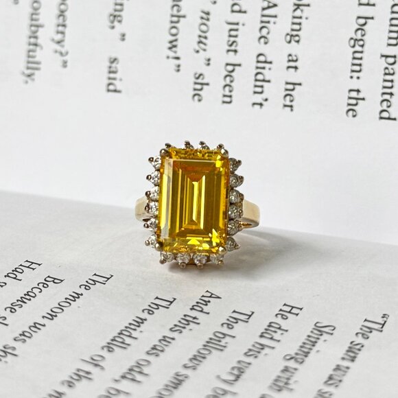 Vintage Sterling Silver Yellow Emerald-Cut Cocktail Ring Size 6 - Picture 3 of 6